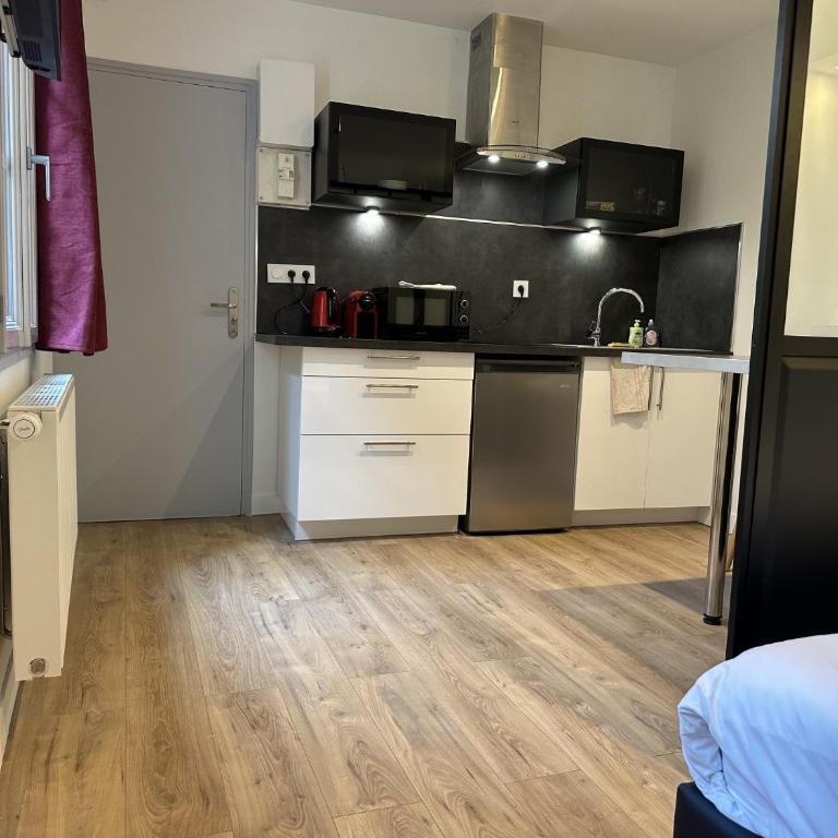 Hyper Centre 14 rue Valdemaine - Appartement avec Douche - 3
