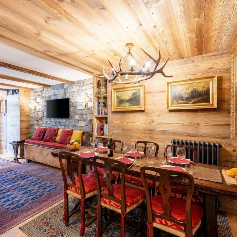 Beautiful Apartment In Courmayeur - Happy Rentals - Appartement Deluxe - 1