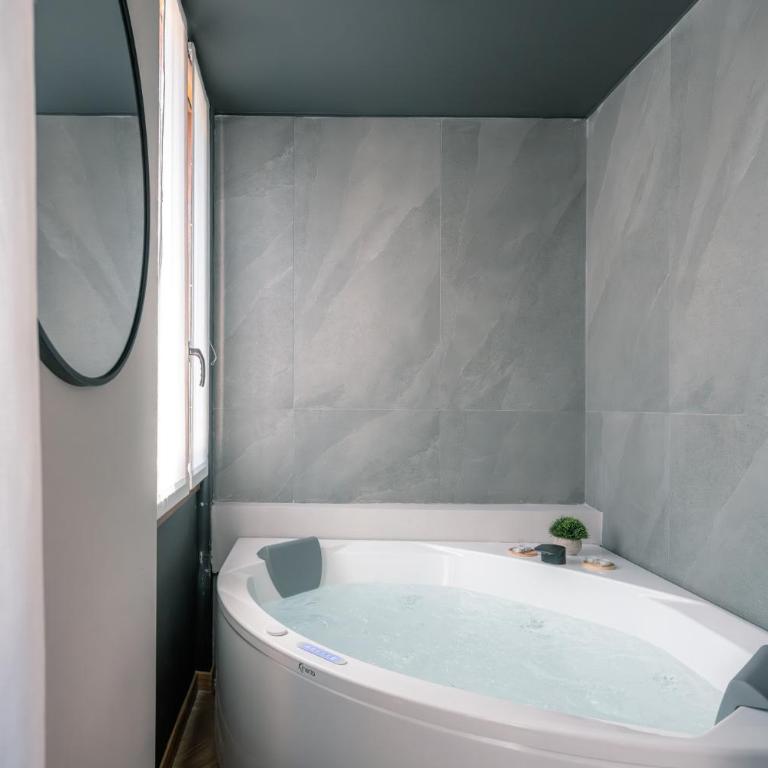 Boutique Casa Giulietta Sirmione - Suite con Vasca Idromassaggio - 6
