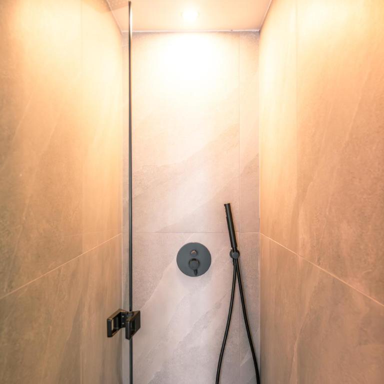 Boutique Casa Giulietta Sirmione - Suite con Vasca Idromassaggio - 4