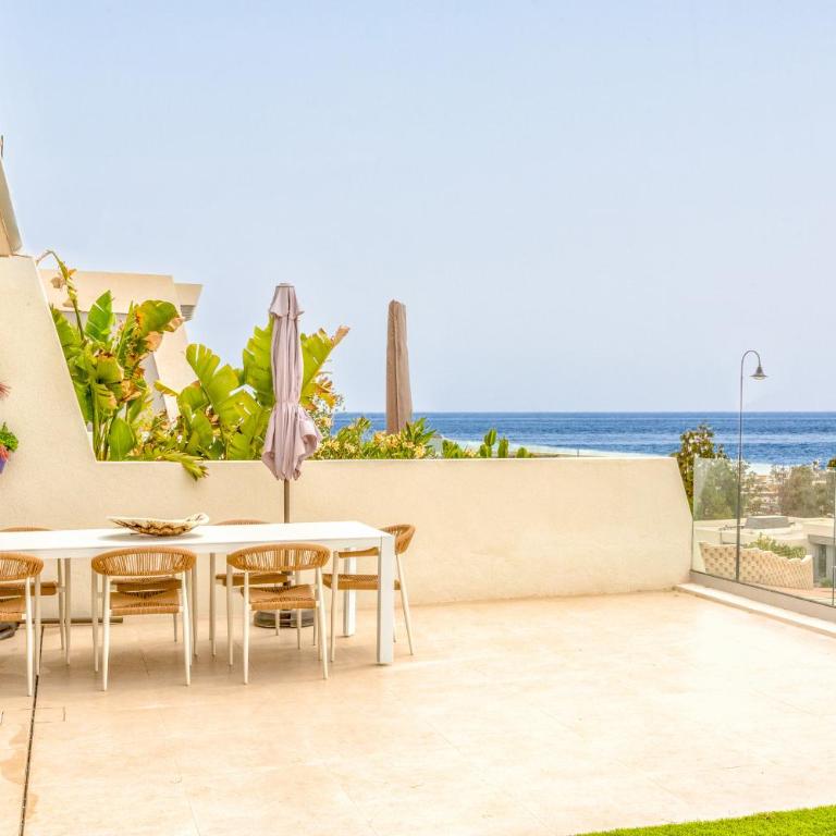 ViVi Homes - Marisol Pool, Sauna, Gym, Spa & Beach - Ferienhaus mit 3 Schlafzimmern - 2