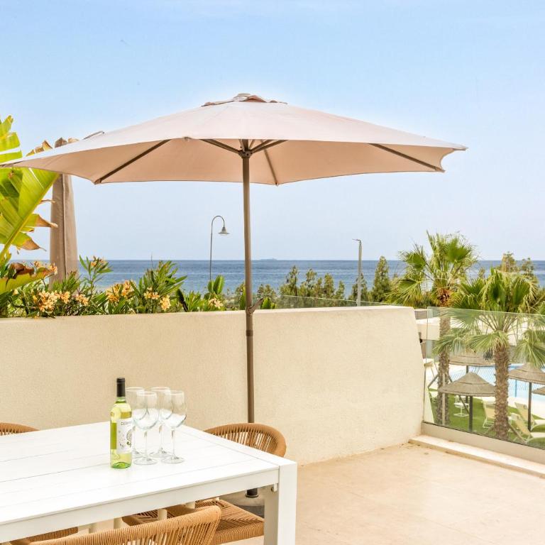 ViVi Homes - Marisol Pool, Sauna, Gym, Spa & Beach - Ferienhaus mit 3 Schlafzimmern - 11