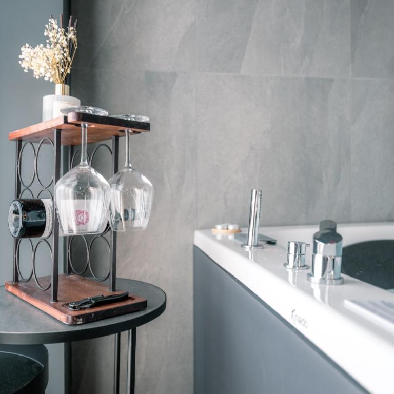 Boutique Casa Giulietta Sirmione - Suite King con Vasca Idromassaggio - 5