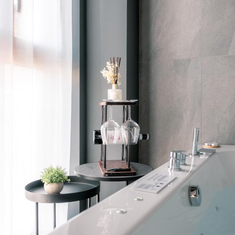 Boutique Casa Giulietta Sirmione - Suite King con Vasca Idromassaggio - 6