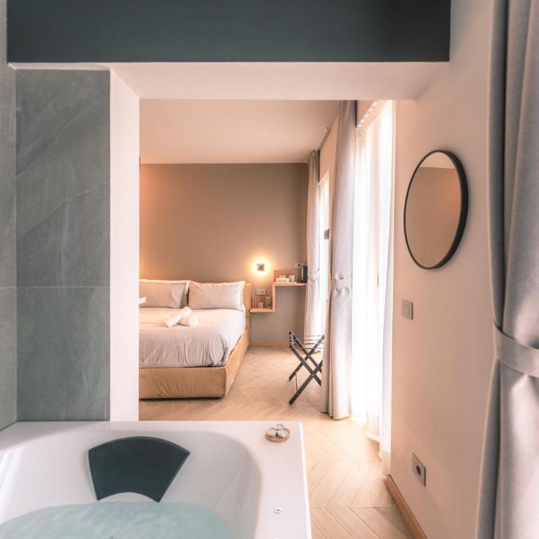 Boutique Casa Giulietta Sirmione - Suite King con Vasca Idromassaggio - 4