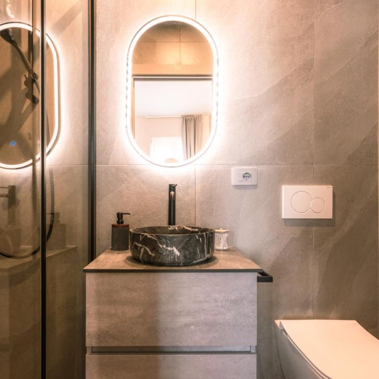 Boutique Casa Giulietta Sirmione - Suite King con Vasca Idromassaggio - 19