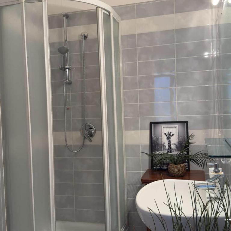 Piazza Erbe 2 Bedrooms - 3 Bathrooms - Two-Bedroom Apartment - 21