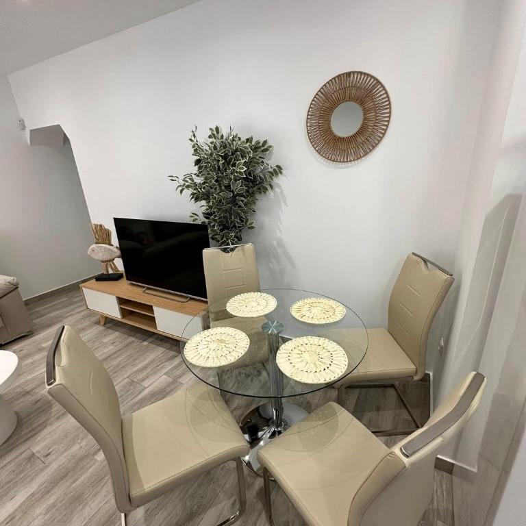 Diamante - Two-Bedroom Apartment - 9