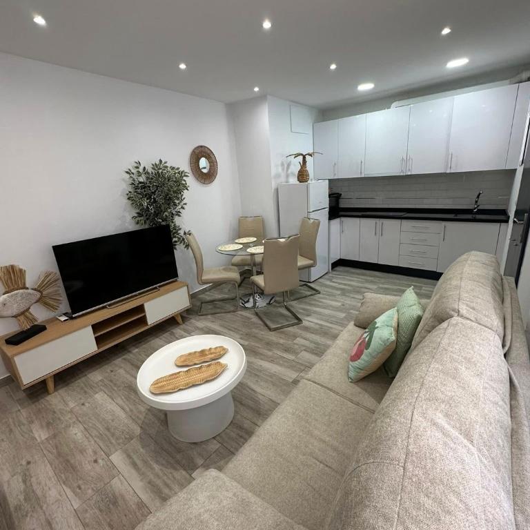 Diamante - Two-Bedroom Apartment - 13