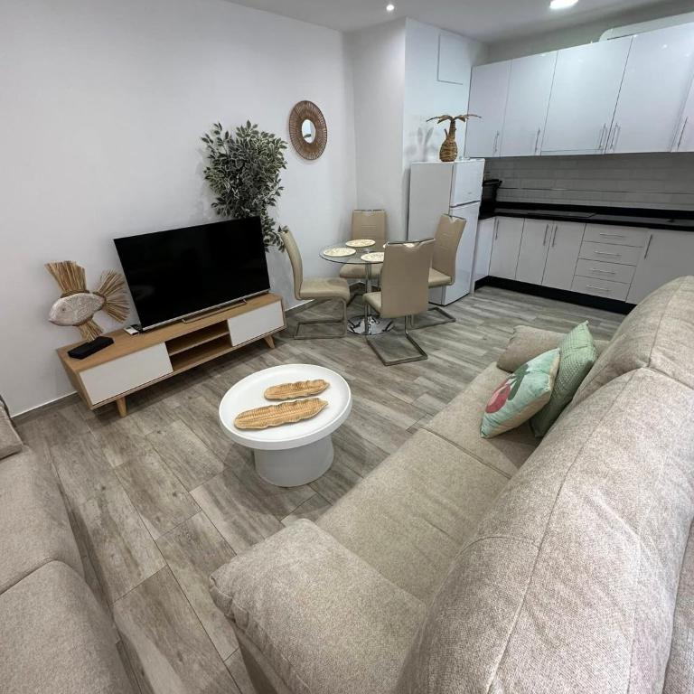 Diamante - Two-Bedroom Apartment - 14