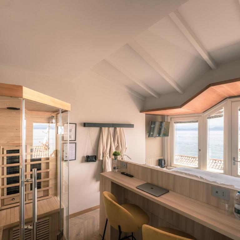 Boutique Casa Giulietta Sirmione - Suite con Vista Lago - 9