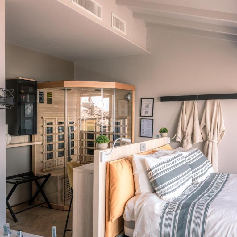 Boutique Casa Giulietta Sirmione - Suite con Vista Lago - 13