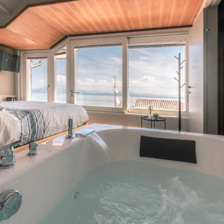 Boutique Casa Giulietta Sirmione - Suite con Vista Lago - 17