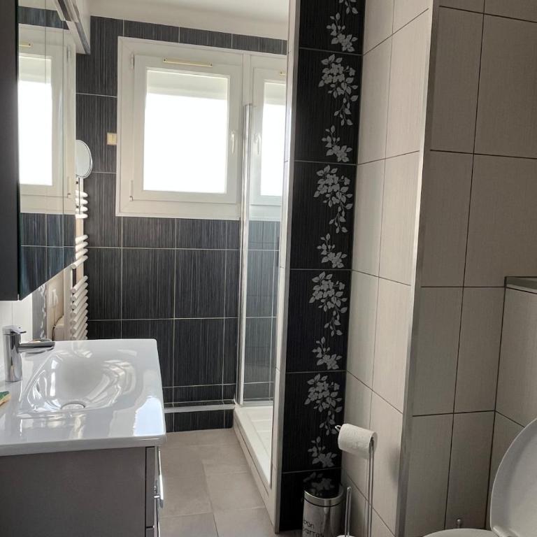 Bright apartment in the center of Narbonne - Appartement 2 Chambres - 7