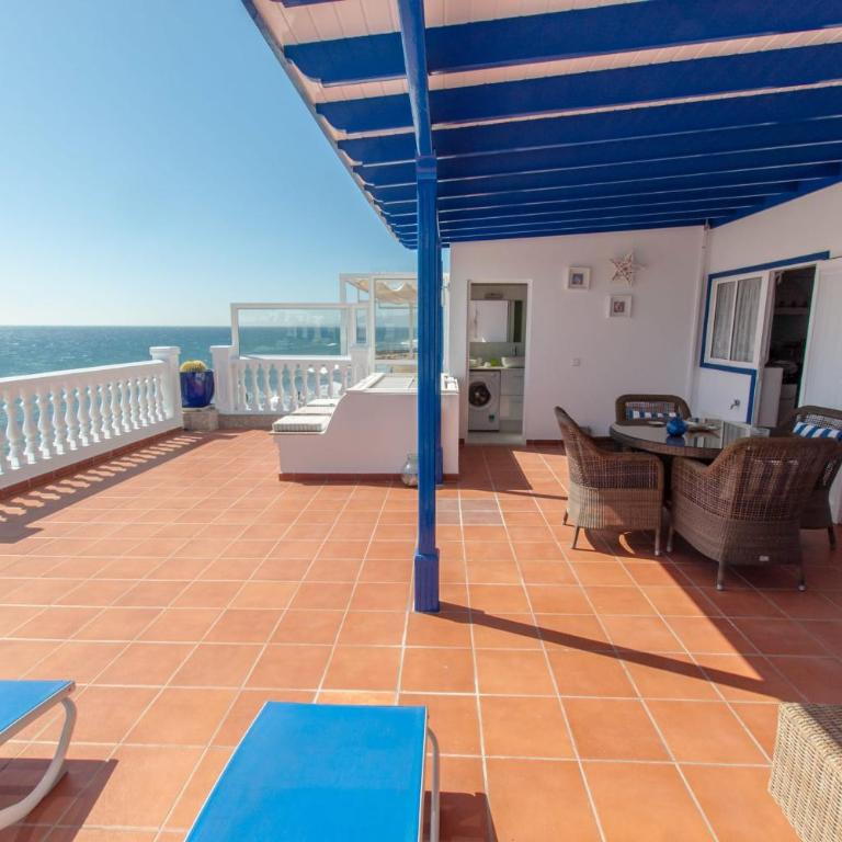 Seaview Coastal Home en primera línea increíbles vistas al mar y terraza - Villa - 24