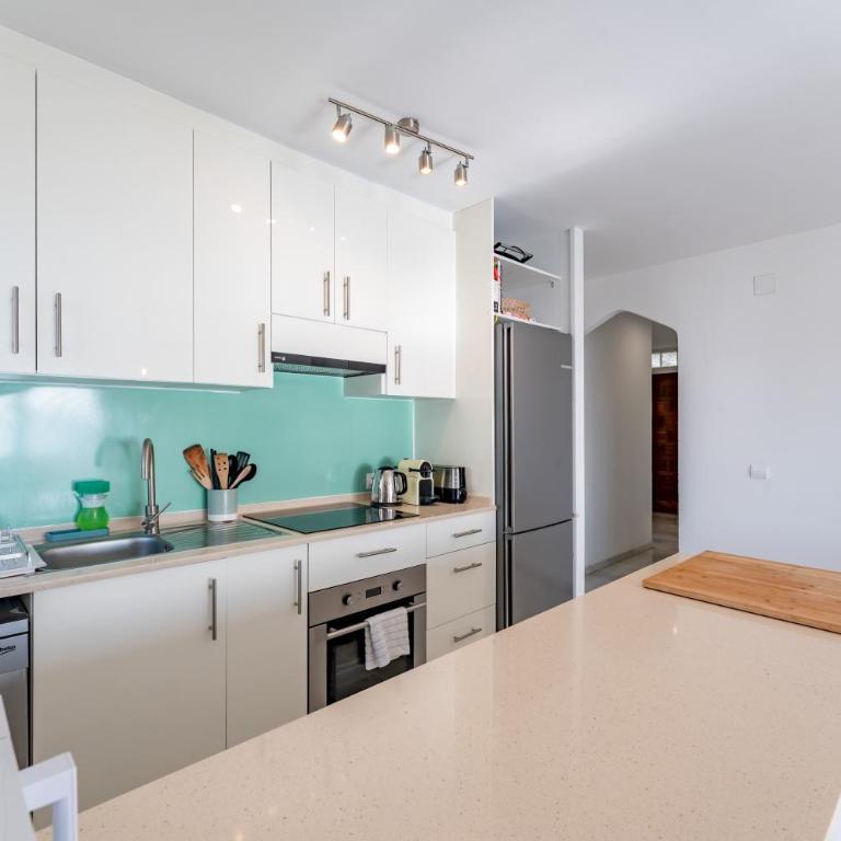 2 bed Apartment - Beachfront with Roof Terrace - Pass the Keys - Apartamento - 13