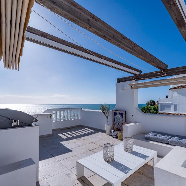 2 bed Apartment - Beachfront with Roof Terrace - Pass the Keys - Apartamento - 22