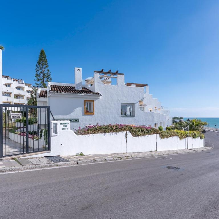 2 bed Apartment - Beachfront with Roof Terrace - Pass the Keys - Apartamento - 26