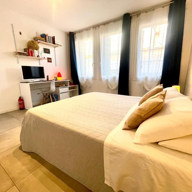 Santa Caterina - Camera Matrimoniale con Bagno Privato - 9