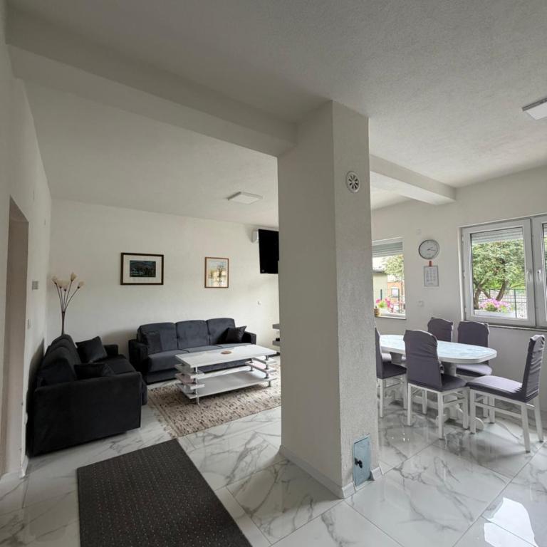 Vila Kasindol - Apartman - Prizemlje - 7