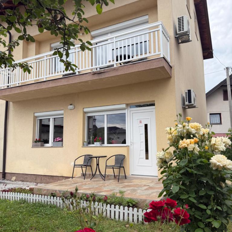 Vila Kasindol - Apartman - Prizemlje - 1