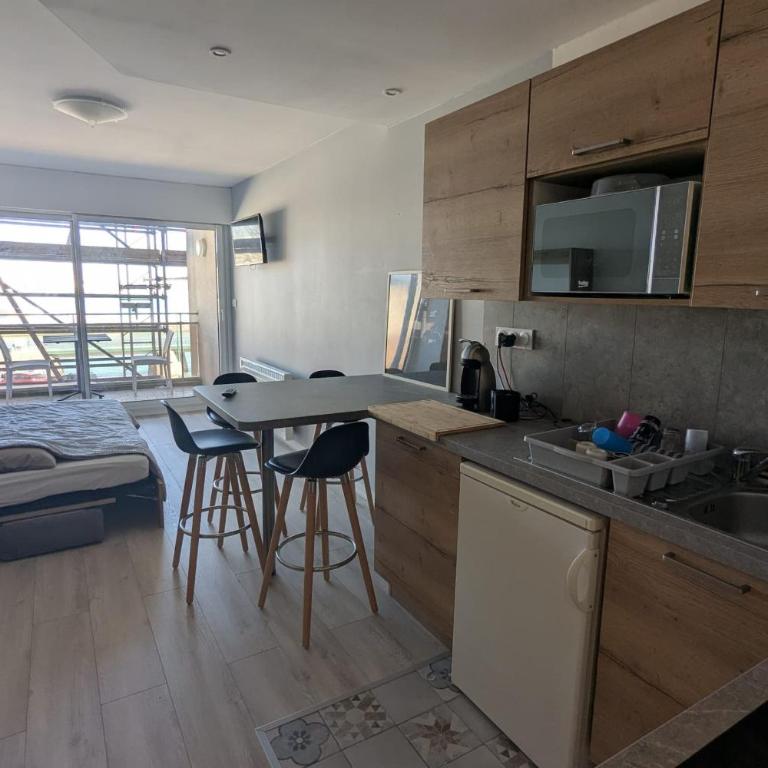 Charming studio with exceptional view - Studio - 11