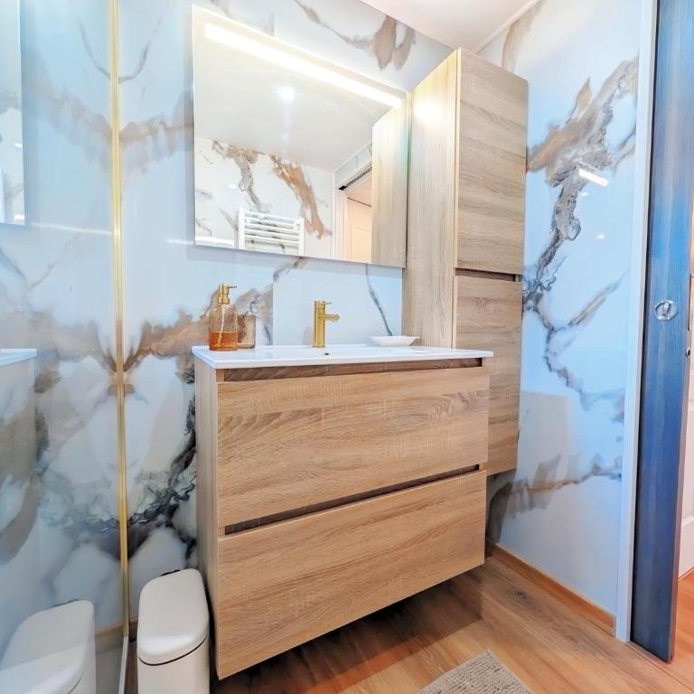 Le Chalet 48 au bord du lac avec piscine & parking gratuit - mer et centre ville à moins de 5 minutes en voiture - Chalet 3 Chambres - 18