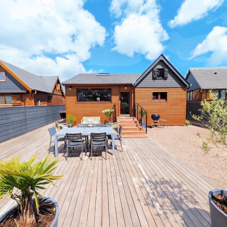 Le Chalet 48 au bord du lac avec piscine & parking gratuit - mer et centre ville à moins de 5 minutes en voiture - Chalet 3 Chambres - 33