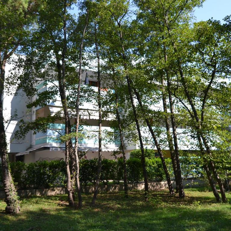 Halley - Two-Bedroom Apartment - 3