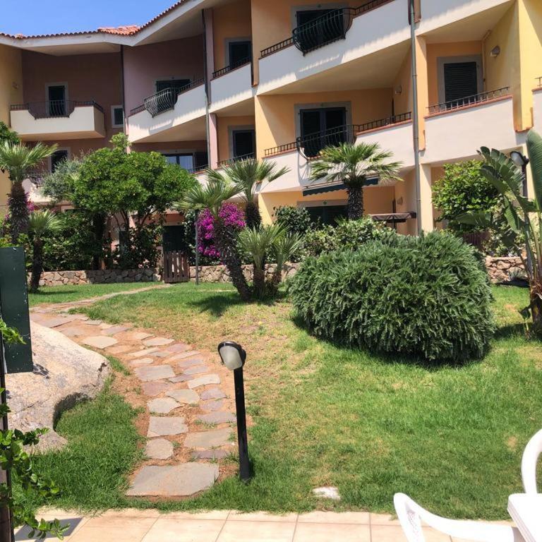Appartamento con Piscina a 10 minuti da Rena Bianca - Appartamento con 2 Camere da Letto - 3