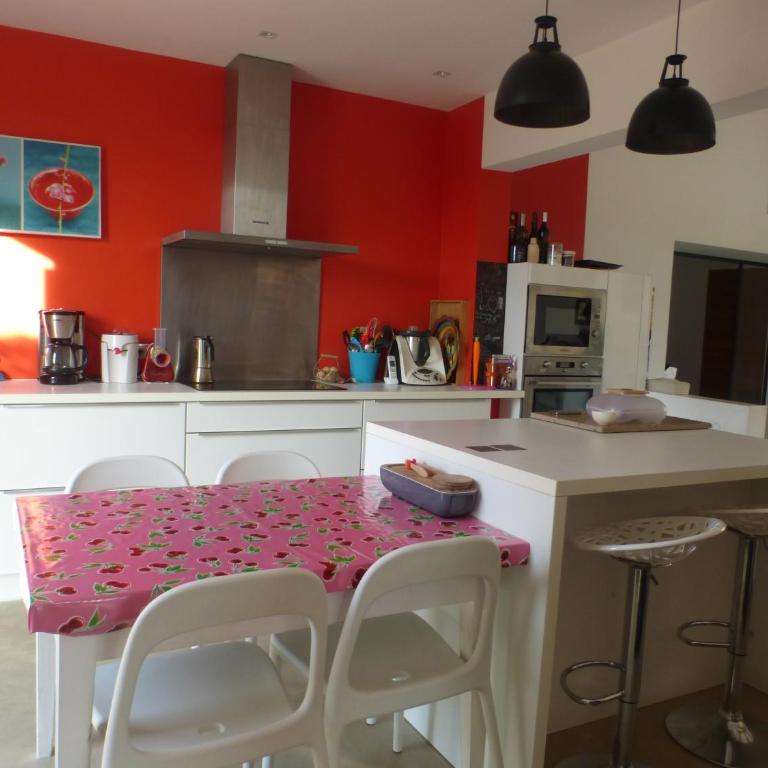 Maison de charme dans écrin de verdure au calme, proche plage - Villa 2 Chambres - 9