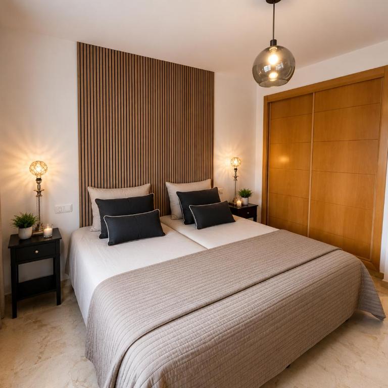 Benalmadena Spacious Apartment with Private Garden Pool and BBQ - Magnolia Properties - Superior Apartment mit Balkon - 9