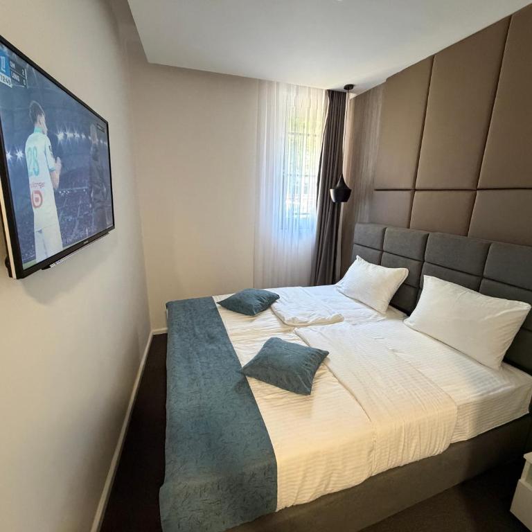 HOTEL PERLA - Free Parking - Standardna Dvokrevetna Soba sa Bračnim Krevetom/Zasebnim Krevetima - 21
