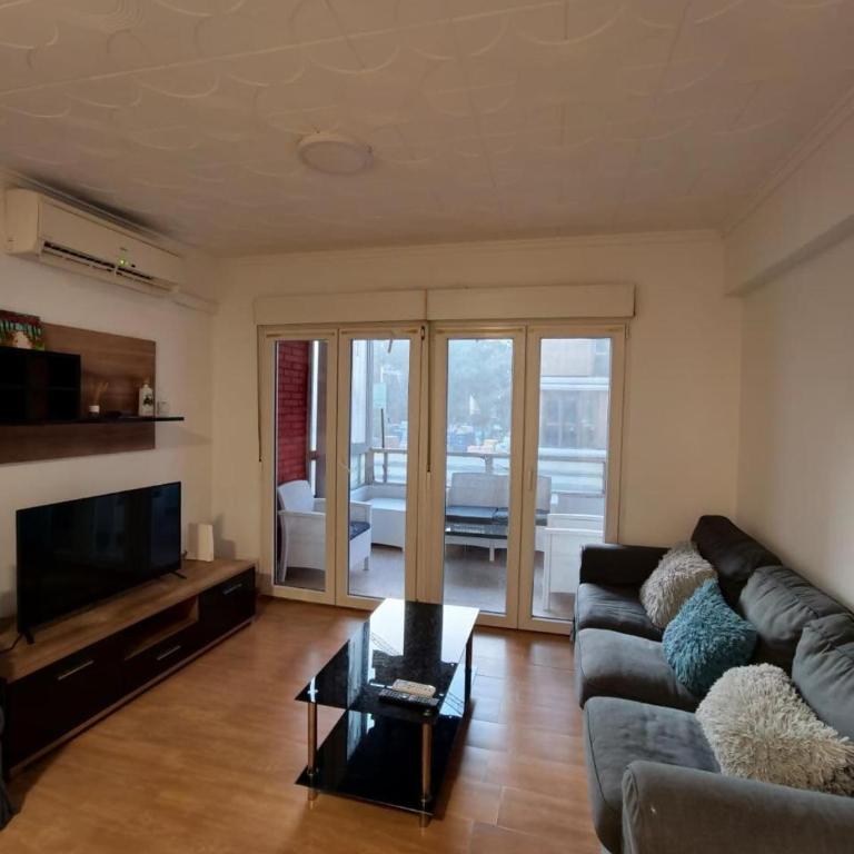 Apartamento familiar cerca de la playa - Apartment - 3