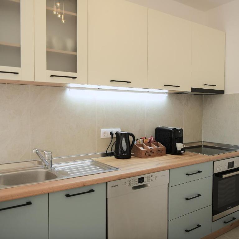 The Corner Apartment - Apartman sa 3 Spavaće Sobe - 19