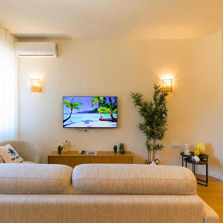 FRONTE MARE - Casa con Terrazzo con Free Parking e free WiFi - Appartamento con 1 Camera da Letto - 8