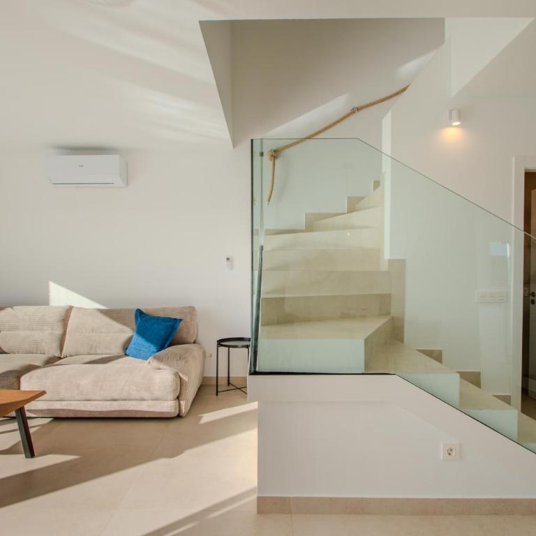 Villa Kalandraka close to Marina, Sea Views, AC, heated pool - Villa de 3 dormitorios - 10