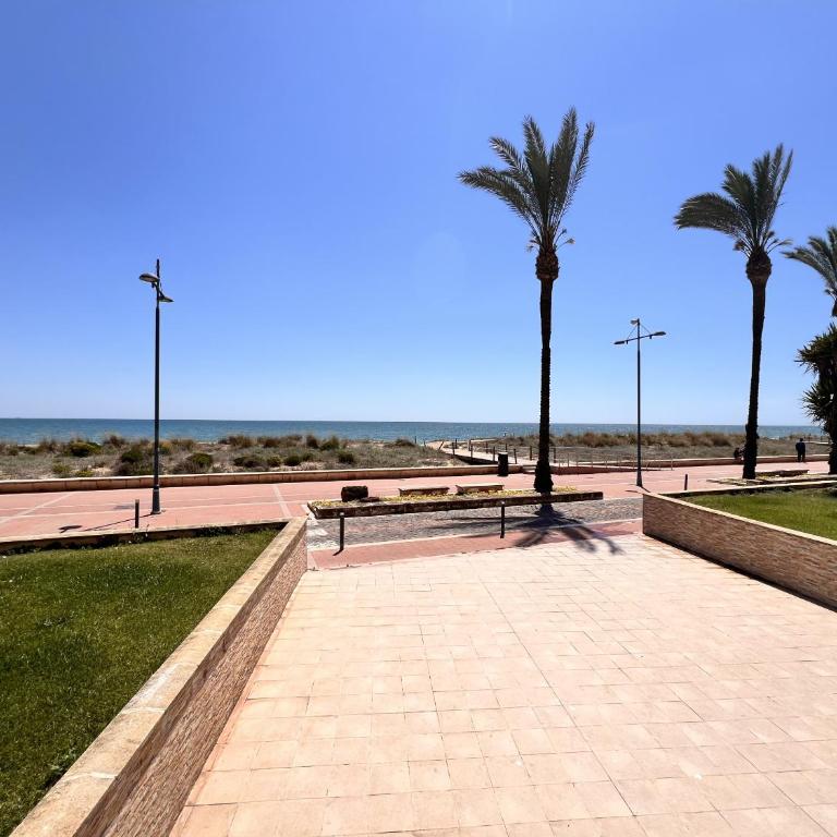 Surfing - Apartamento a pie de Playa - Apartment - 2