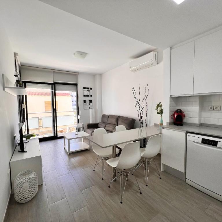 Surfing - Apartamento a pie de Playa - Apartment - 9
