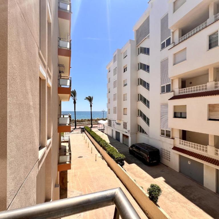 Surfing - Apartamento a pie de Playa - Apartment - 20
