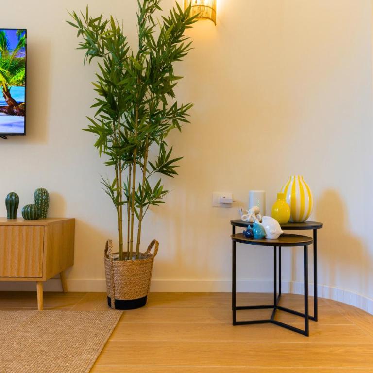 FRONTE MARE - Casa con Terrazzo con Free Parking e free WiFi - Appartamento con 1 Camera da Letto - 9