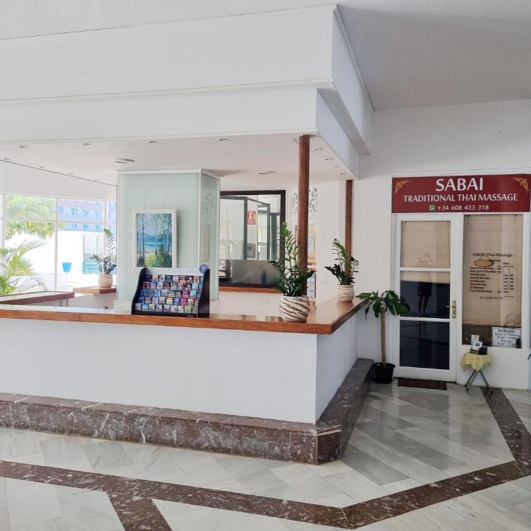 Ocean Sunset view, Air Conditioned, Renovated apartment - Studio-Apartment - 35