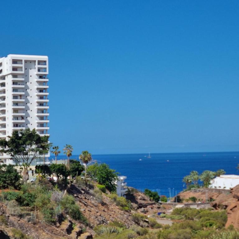 Ocean Sunset view, Air Conditioned, Renovated apartment - Studio-Apartment - 17