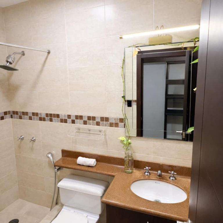 Ceibos Point - Elegante Departamento cercanía Consulado Americano y parqueo gratuito - Apartment - 21
