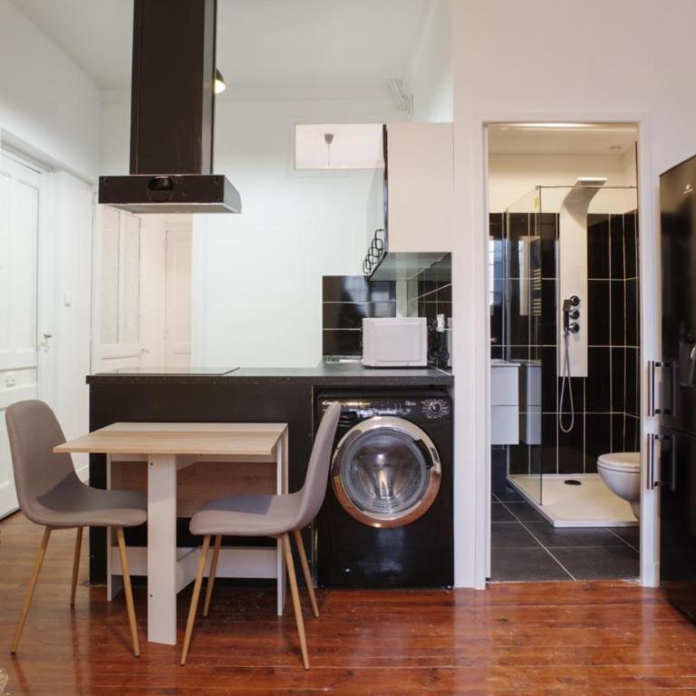 T2 cosy à 5 min métro Lyon - L'Escale Villeurbanne - One-Bedroom Apartment - 2
