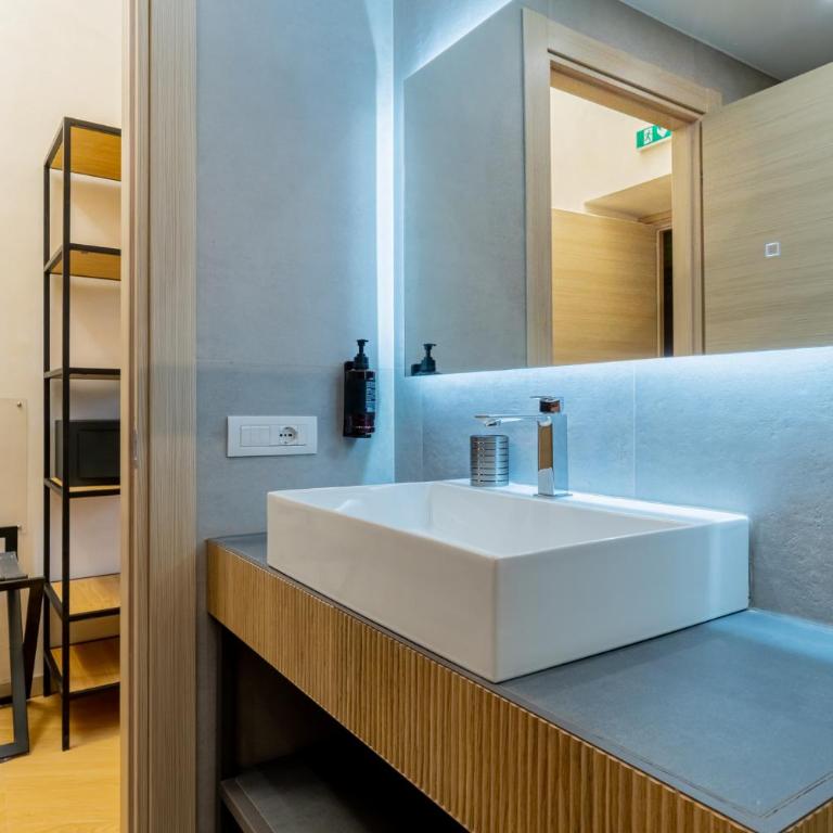 Urban Vatican Rooms 2 - Deluxe Doppelzimmer - 5