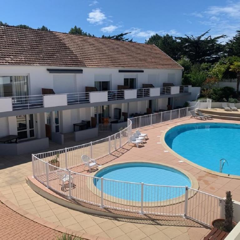 RÉSID'AZUR APPARTEMENT T2-PMR- Piscine privée - Appartement - Vue sur Piscine - 2