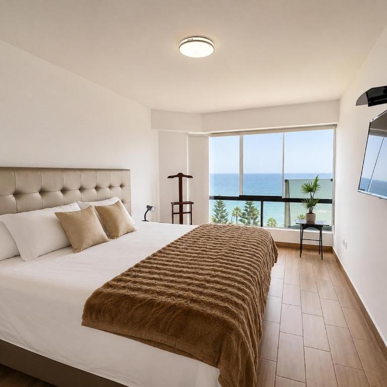 Stunning Ocean Views Sunset & Sunrise 3BR - Three-Bedroom Apartment - 2