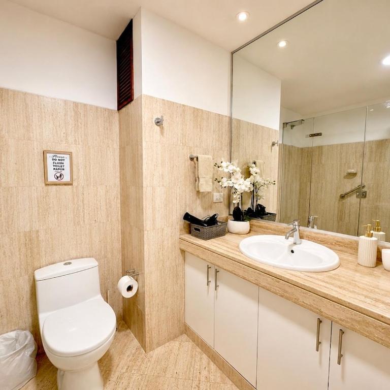 Stunning Ocean Views Sunset & Sunrise 3BR - Three-Bedroom Apartment - 13