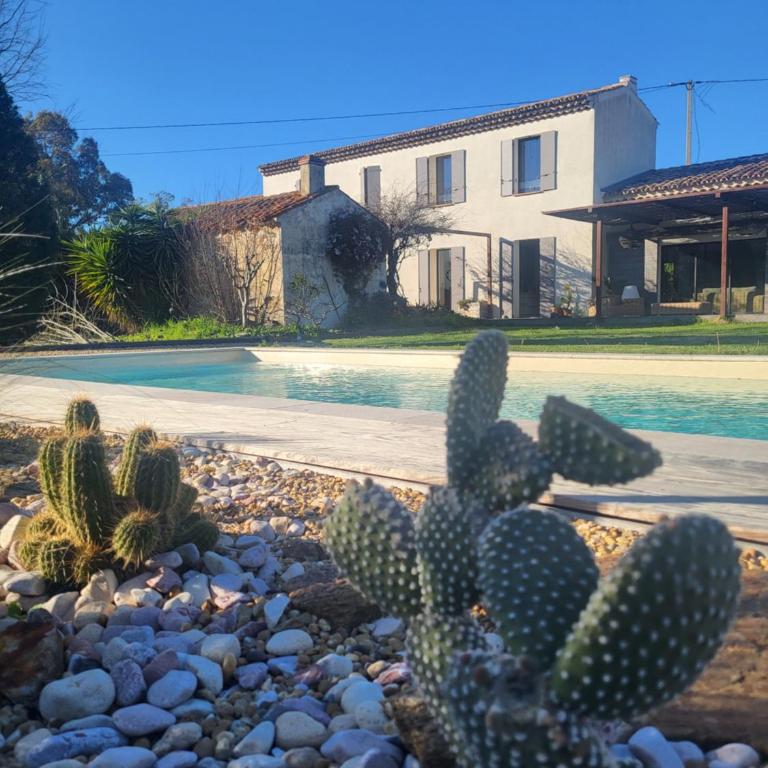 Maison de charme dans écrin de verdure au calme, proche plage - Villa 2 Chambres - 2